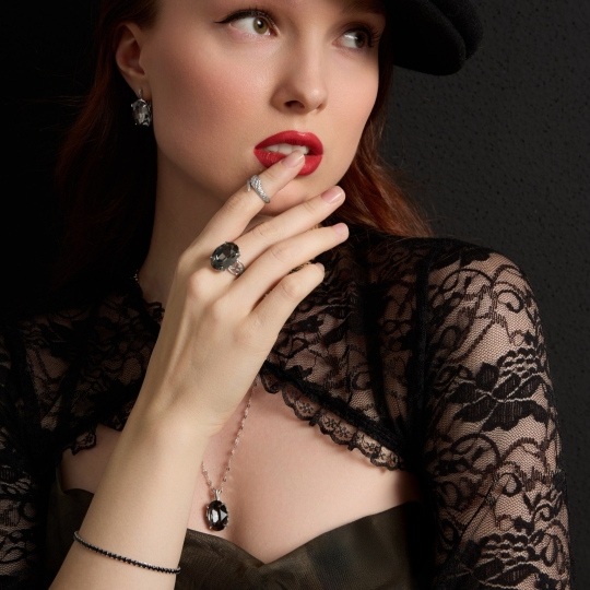 Браслет из серебра с фианитами