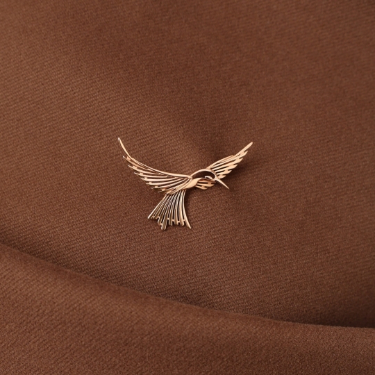 Брошь из золота