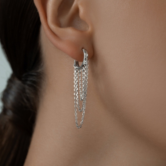 Одиночная серьга из серебра