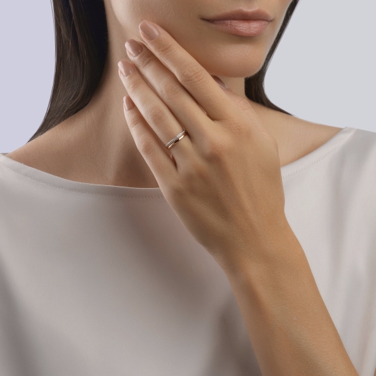 Кольцо из золота с фианитами