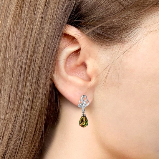 Серьги из серебра с султанитами и фианитами